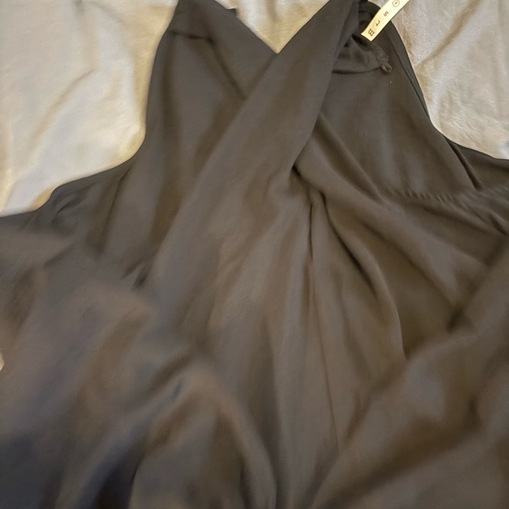 MTS Black Garment - Picture 4 of 5